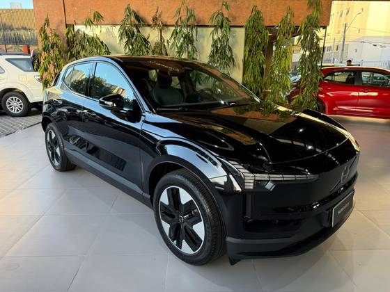 VOLVO EX30 51 KW ELÉTRICO CORE VOLVO EX30 51 KW ELÉTRICO CORE